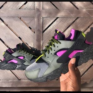 Huarache river run su size 7.5 mens womens 9